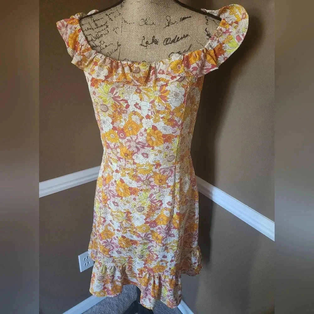 EUC Molly Bracken Retro Frill Strap Dress Medium
